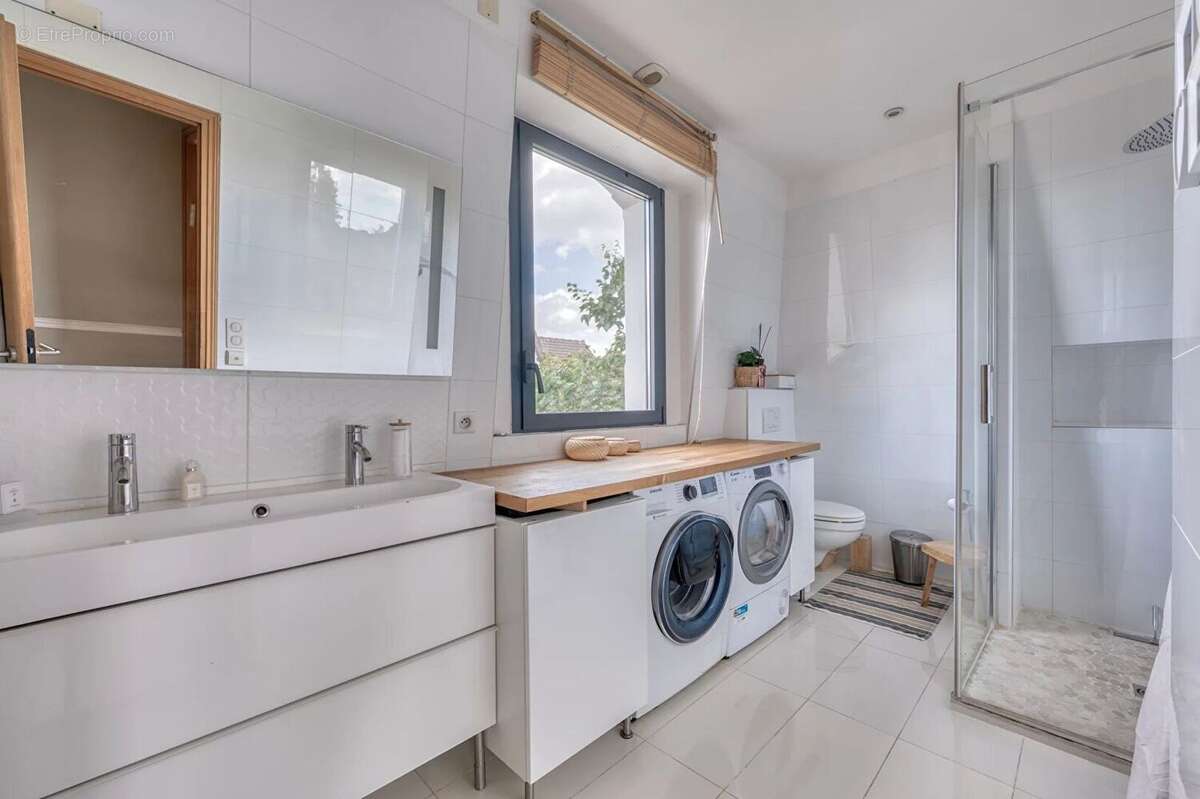 Maison à CARRIERES-SUR-SEINE