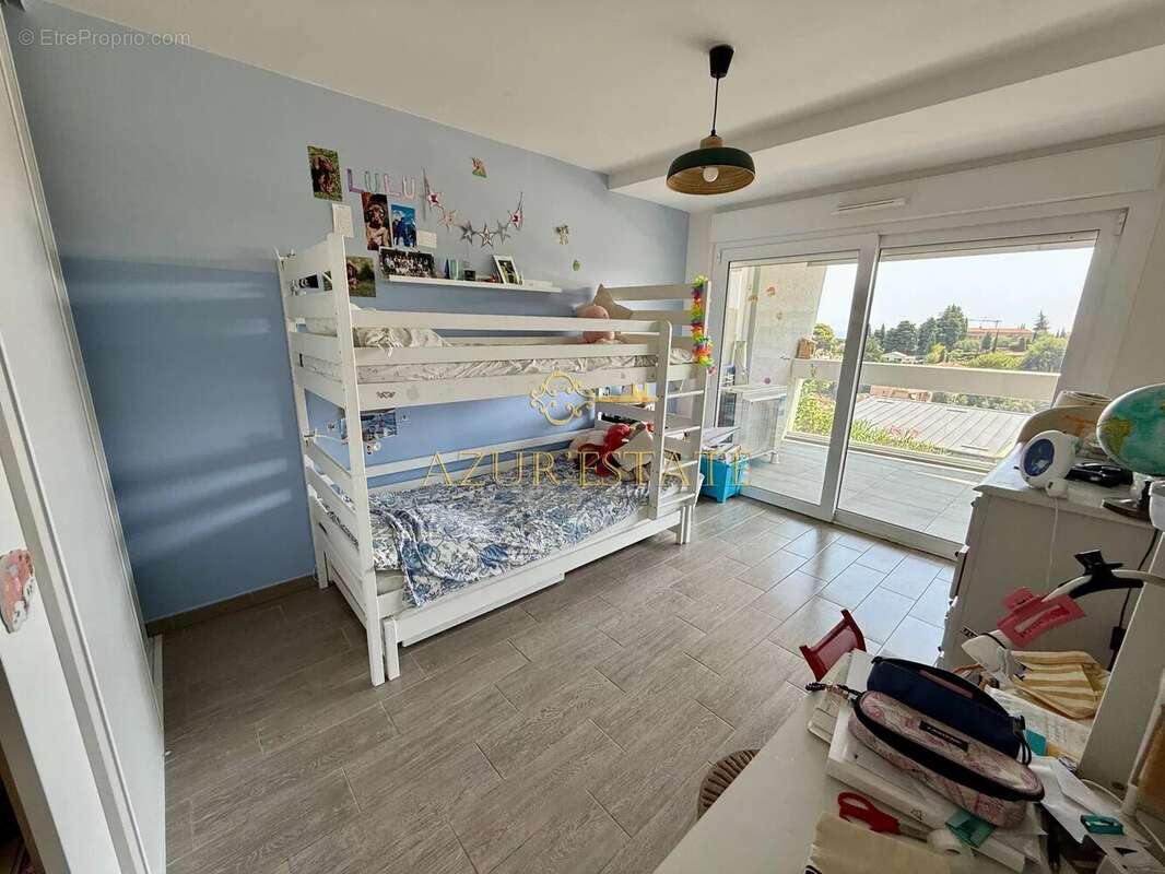 Roquebrune-cap-martin : 3 pièces avec terrasse et parking - photo 10