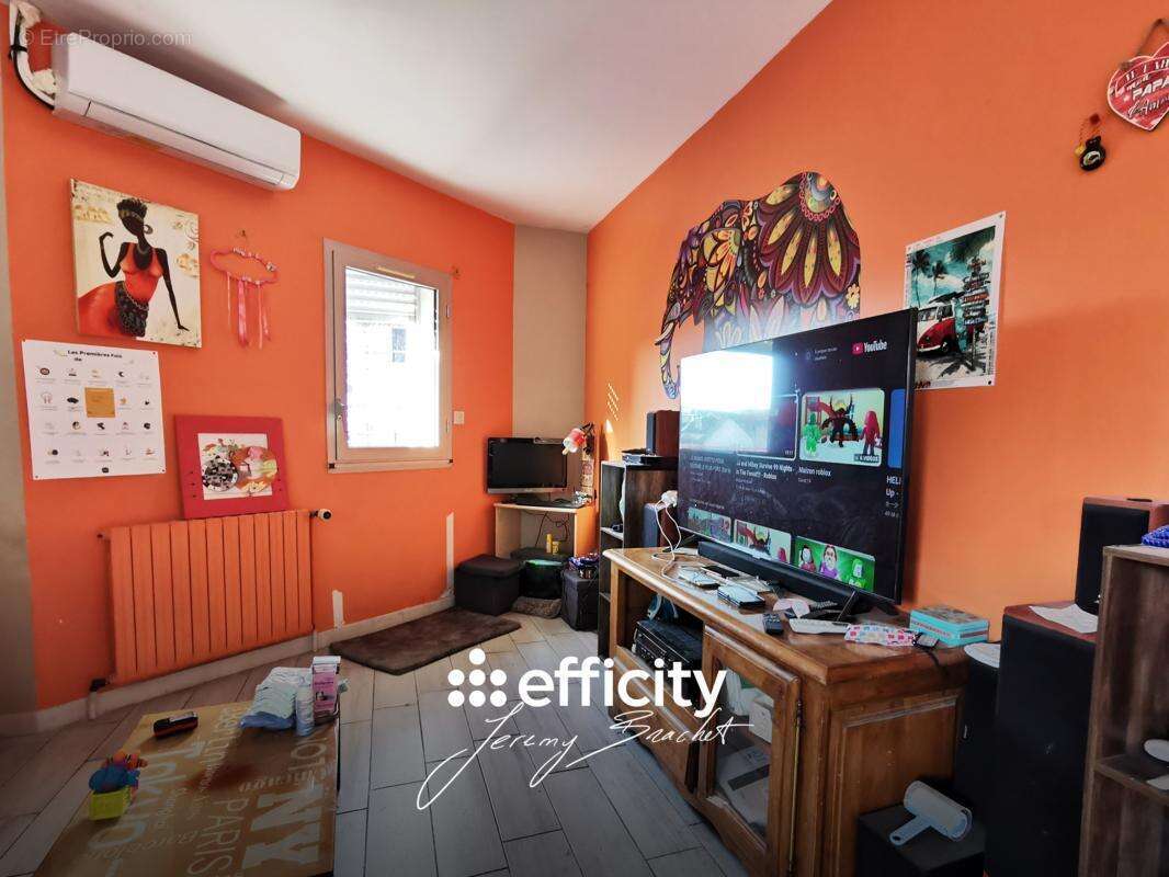 Appartement à COULON
