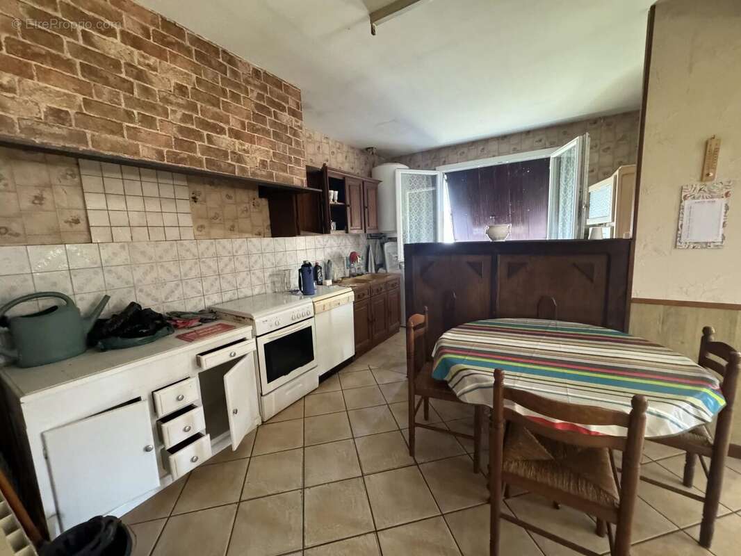 Ensemble immobilier - photo 8