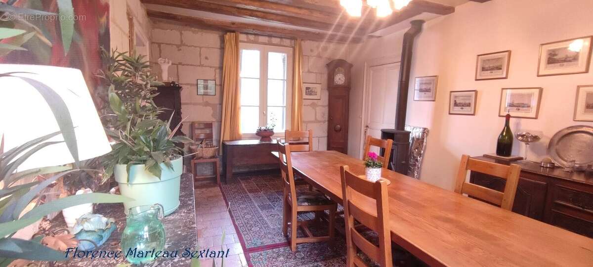 Epeigné-les-Bois Longère de 183m2 et ses dépendances 315 000 - photo 9