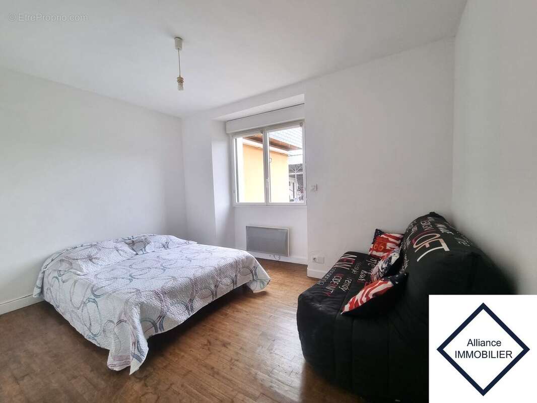 Maison à SAINT-MAUGAN