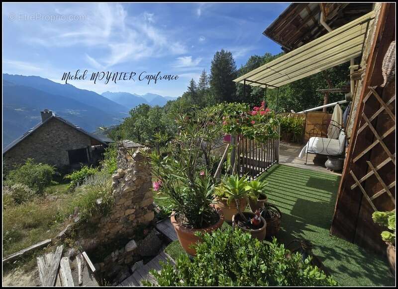Aux Seyes, commune de Champcella, grande maison de montagne rénovée pour résidence principale, gîte ou chambres d’hôtes - photo 20