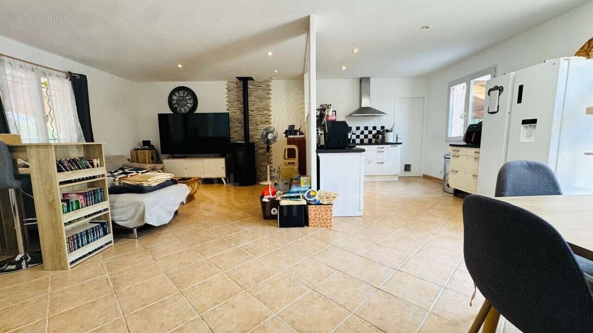 Maison à MARCILLOLES