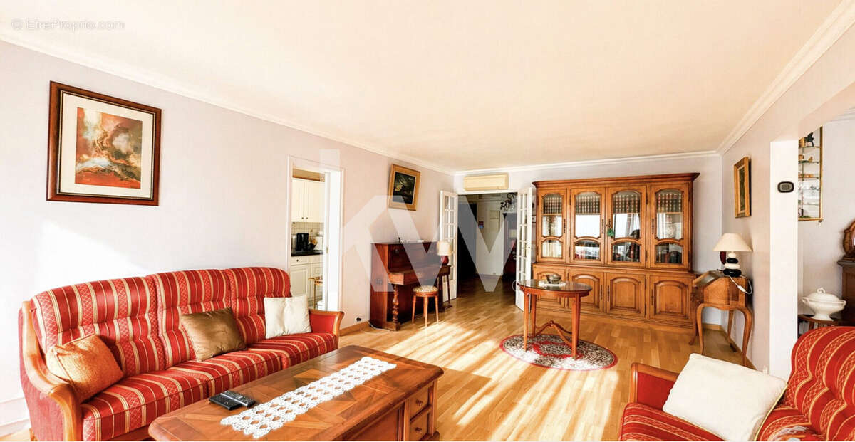 Appartement à SAINT-GRATIEN