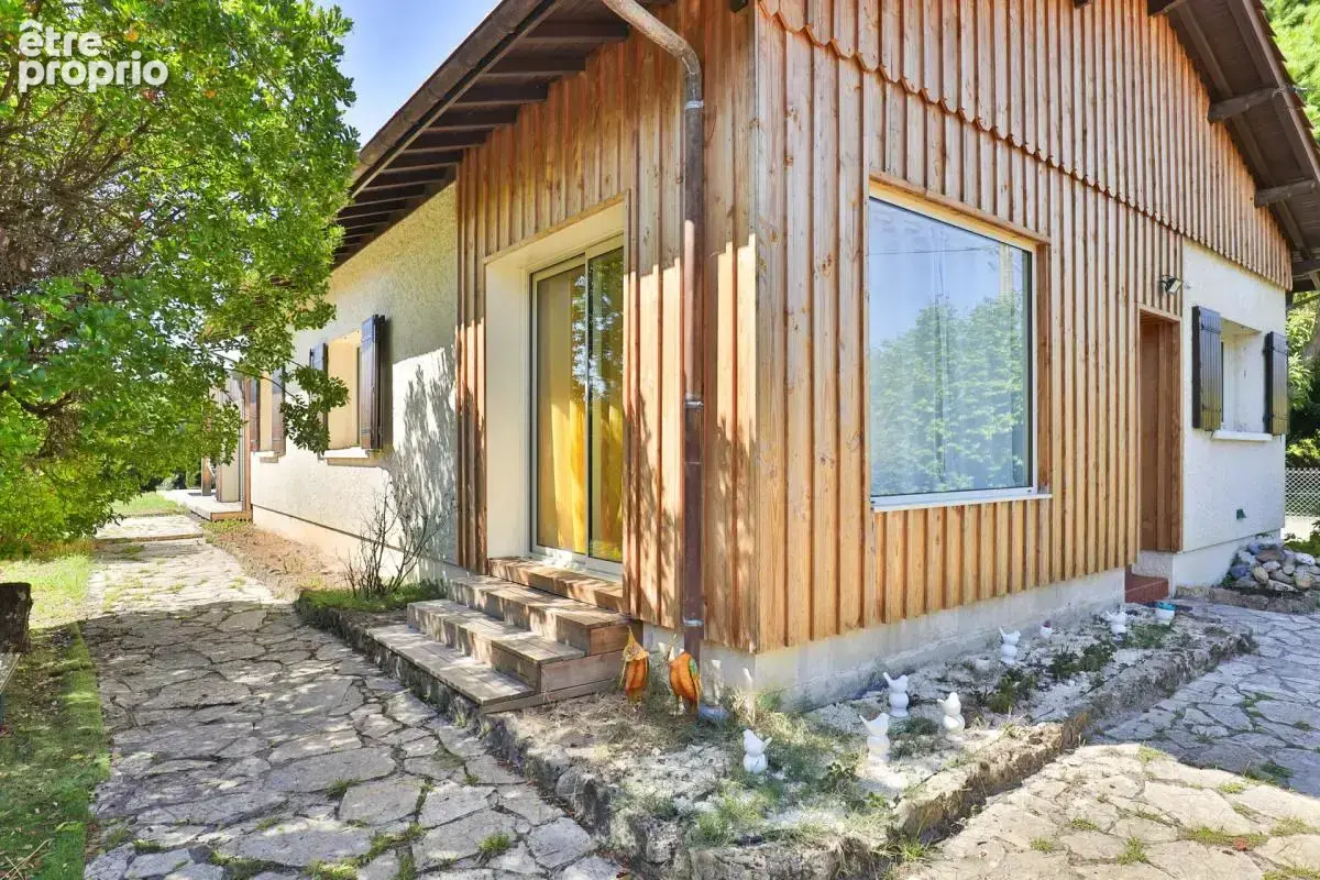 Maison de 7 pièces de 140 m² à Arès - photo 19