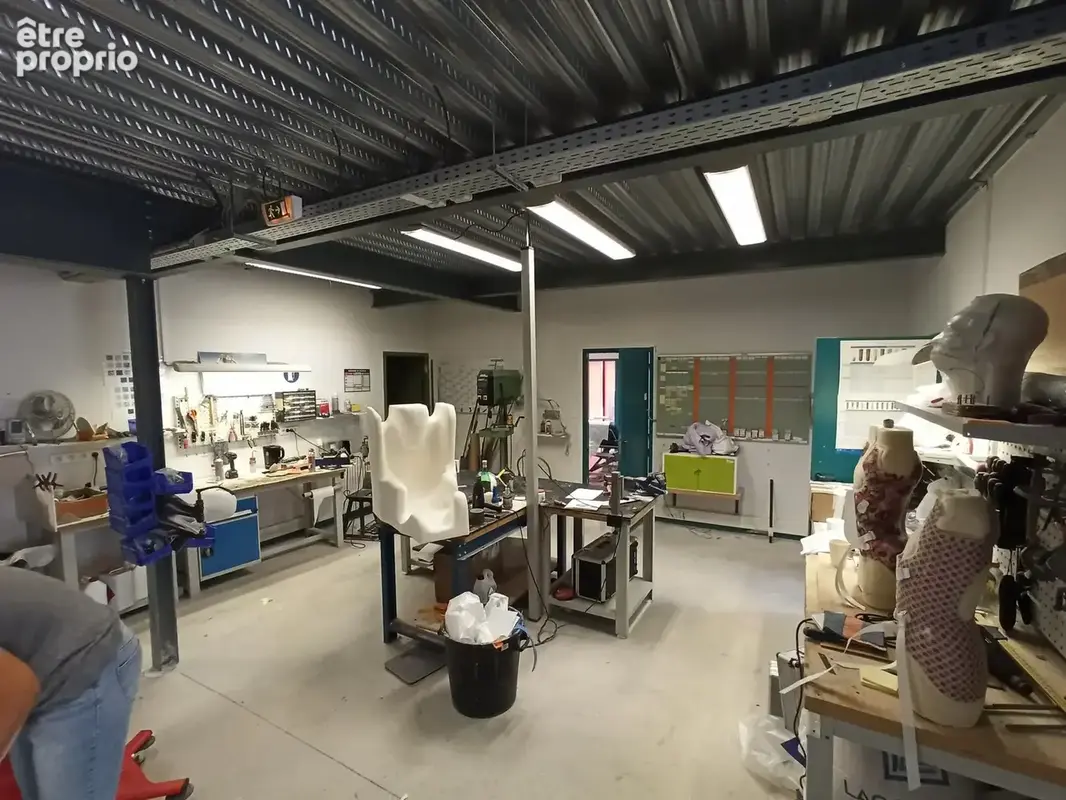 Vente immeuble bureaux/activités 825m2 - photo 28