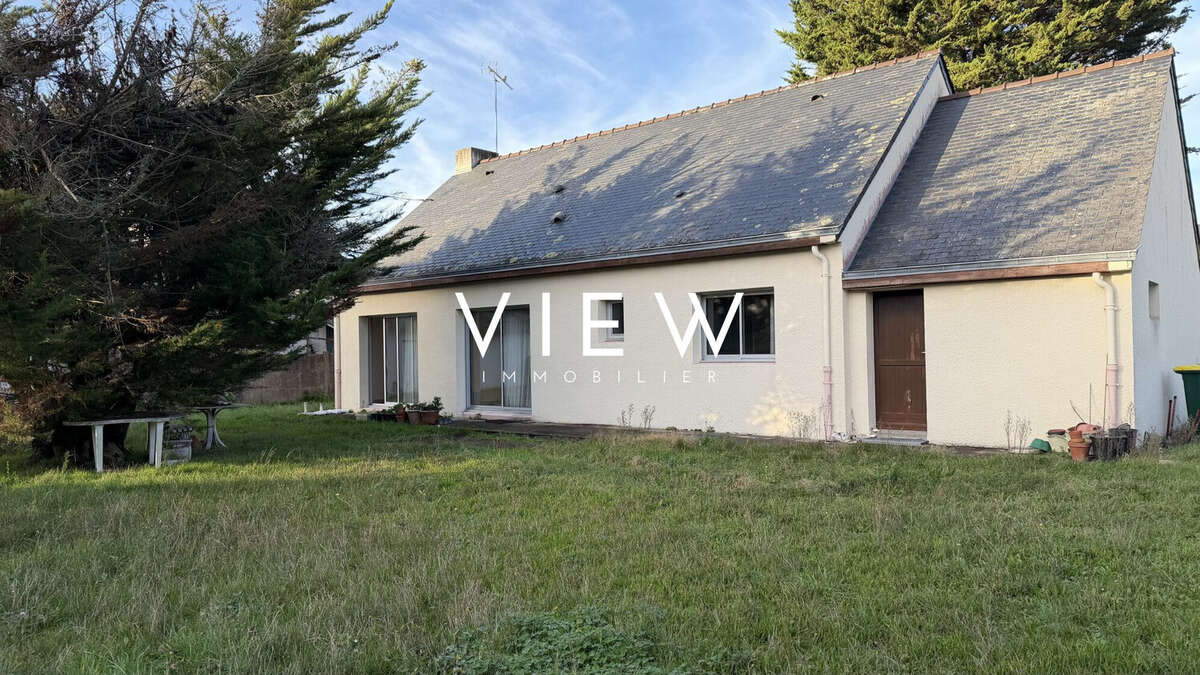 Maison à LE POULIGUEN