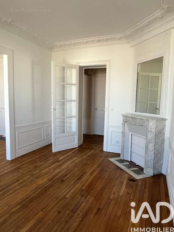 Photo 8 - Appartement à COURBEVOIE