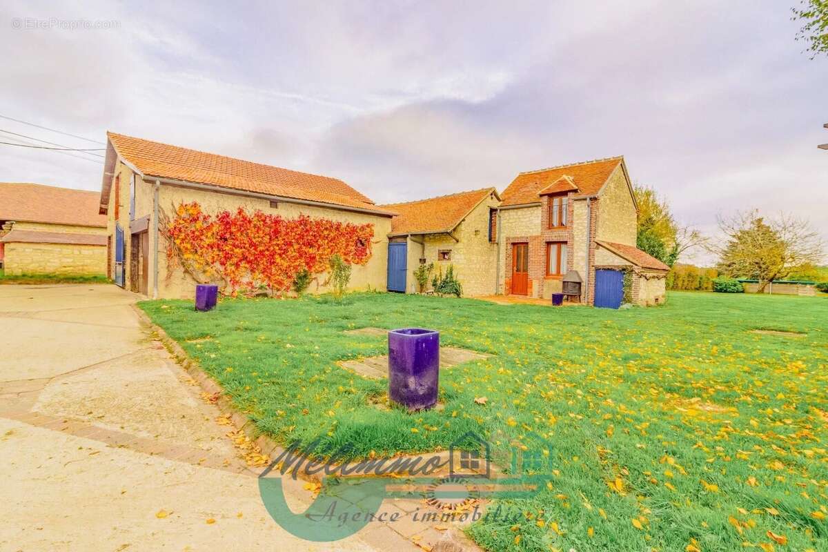 Maison à LINDRY