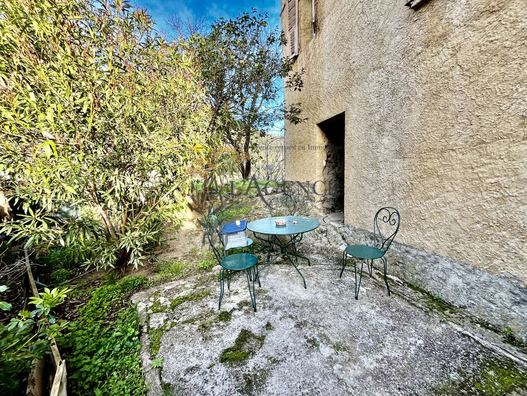 Maison à MOLTIFAO