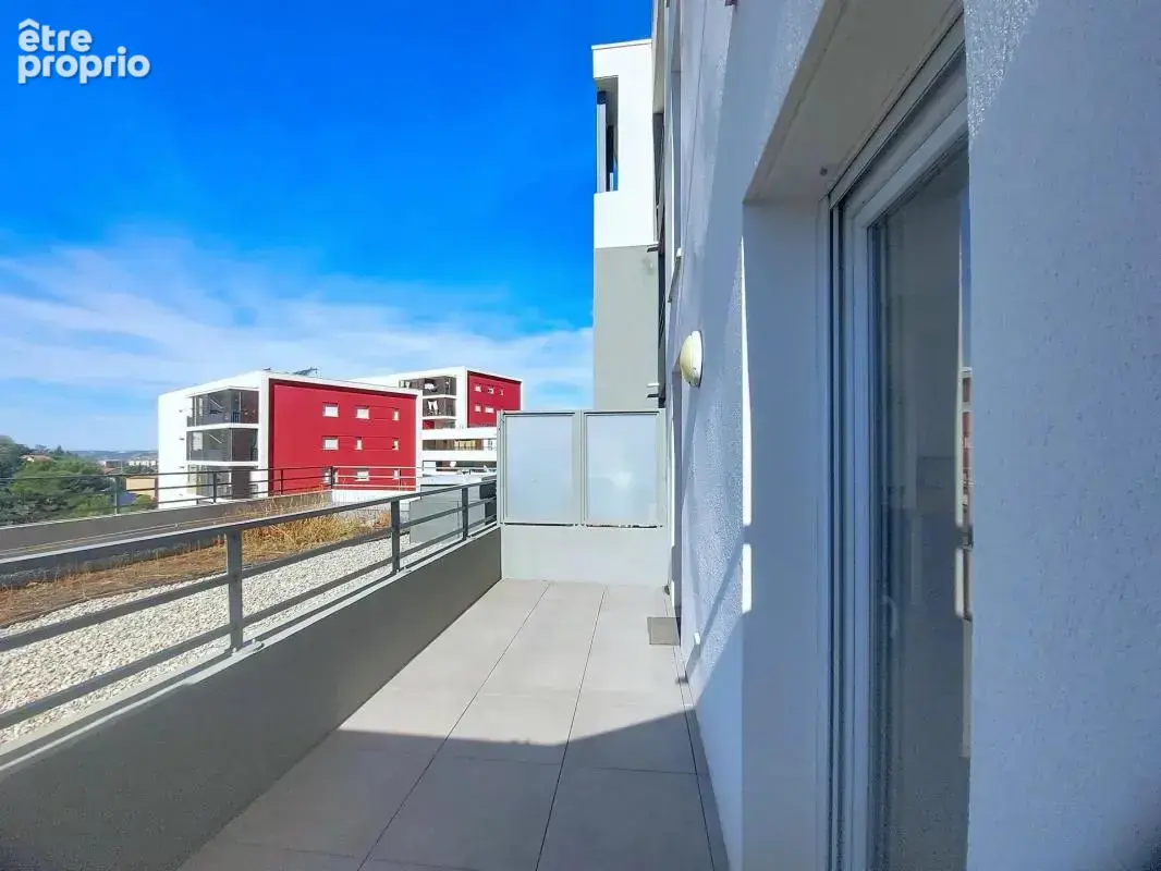 T1 de 28 m² avec terrasse et parking à Marseille 15e - photo 9
