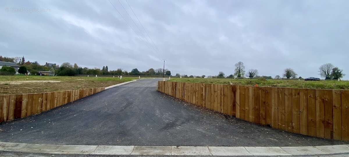 Terrain à SAINT-BENOIT-D&#039;HEBERTOT