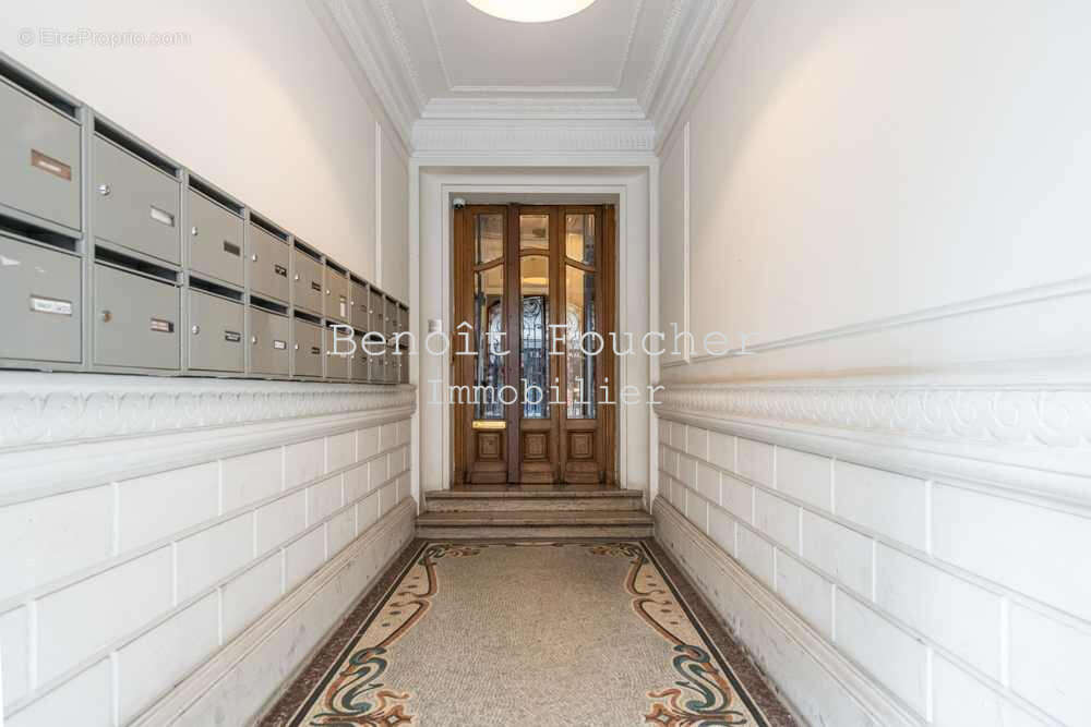Appartement à PARIS-18E