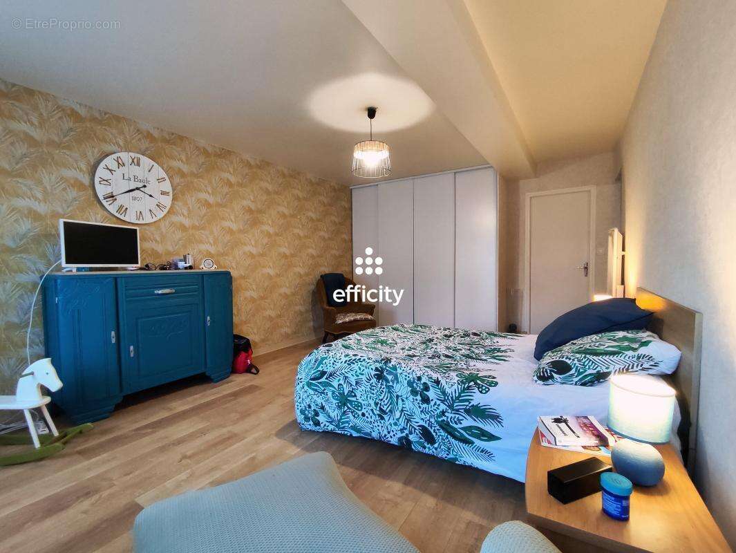 Maison à SIXT-SUR-AFF