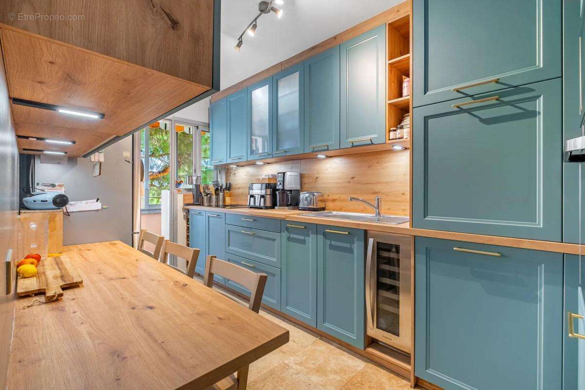 Appartement à MANDELIEU-LA-NAPOULE