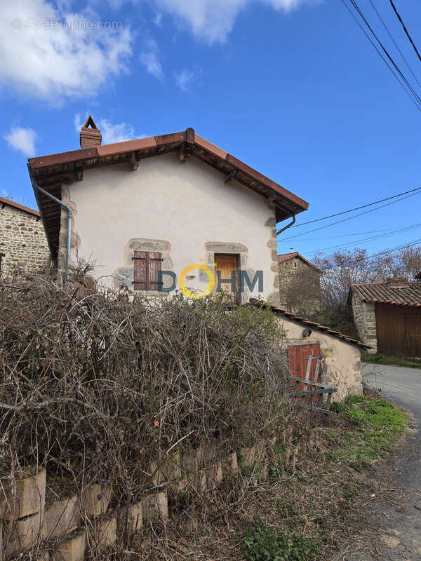 Maison à LA CHAPELLE-AGNON