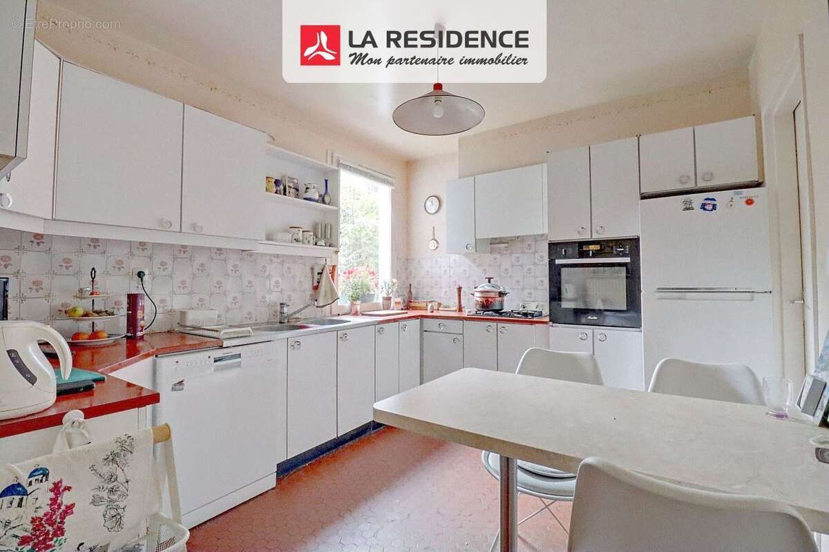 Maison à VERNEUIL-SUR-SEINE