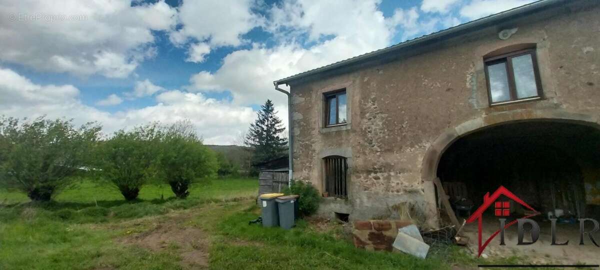 Maison à LA PROISELIERE-ET-LANGLE