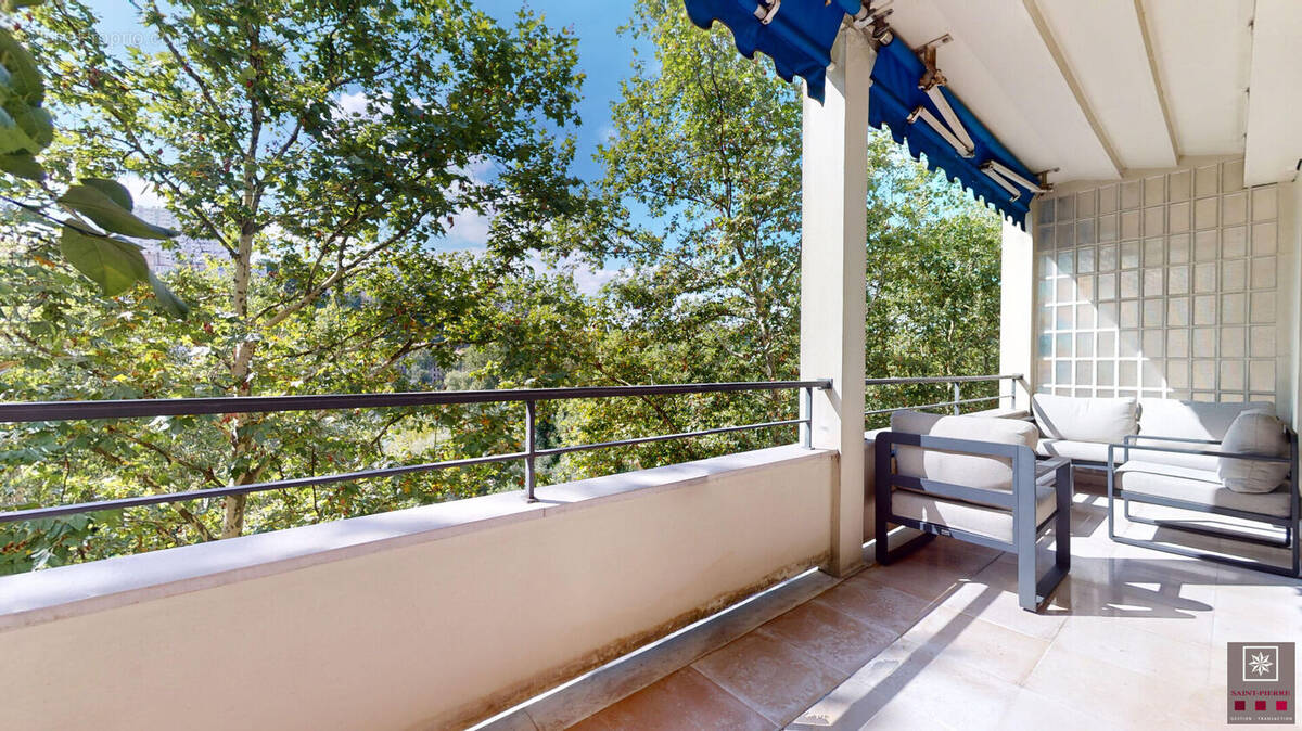 Appartement à LYON-6E