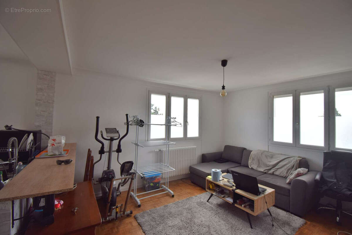 Appartement à SAINT-SEBASTIEN-SUR-LOIRE