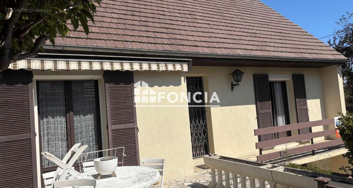 À VENDRE – Pavillon F6 de 90 m² avec sous-sol total et terrain de 421 m² - photo 4