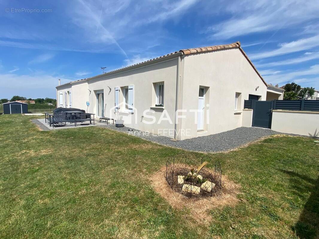 Photo 1 - Maison à LE BOURDET