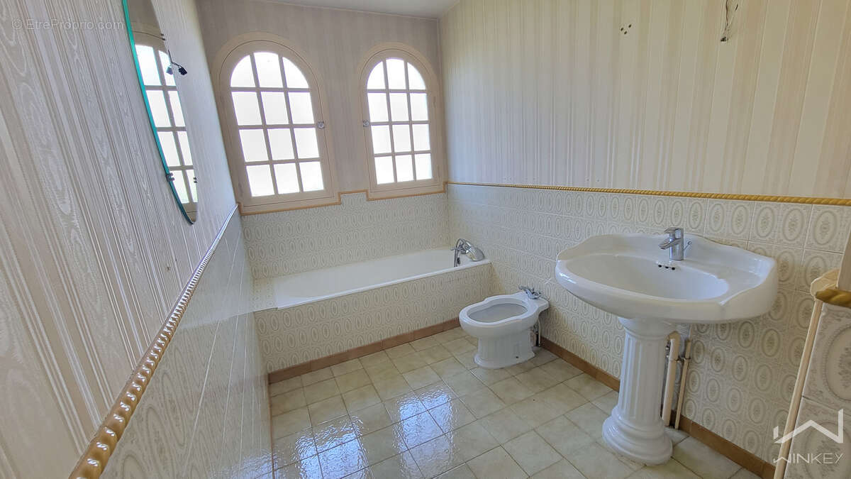 Maison 6 pièces 4 chambres avec sous-sol total   Coubron - photo 10