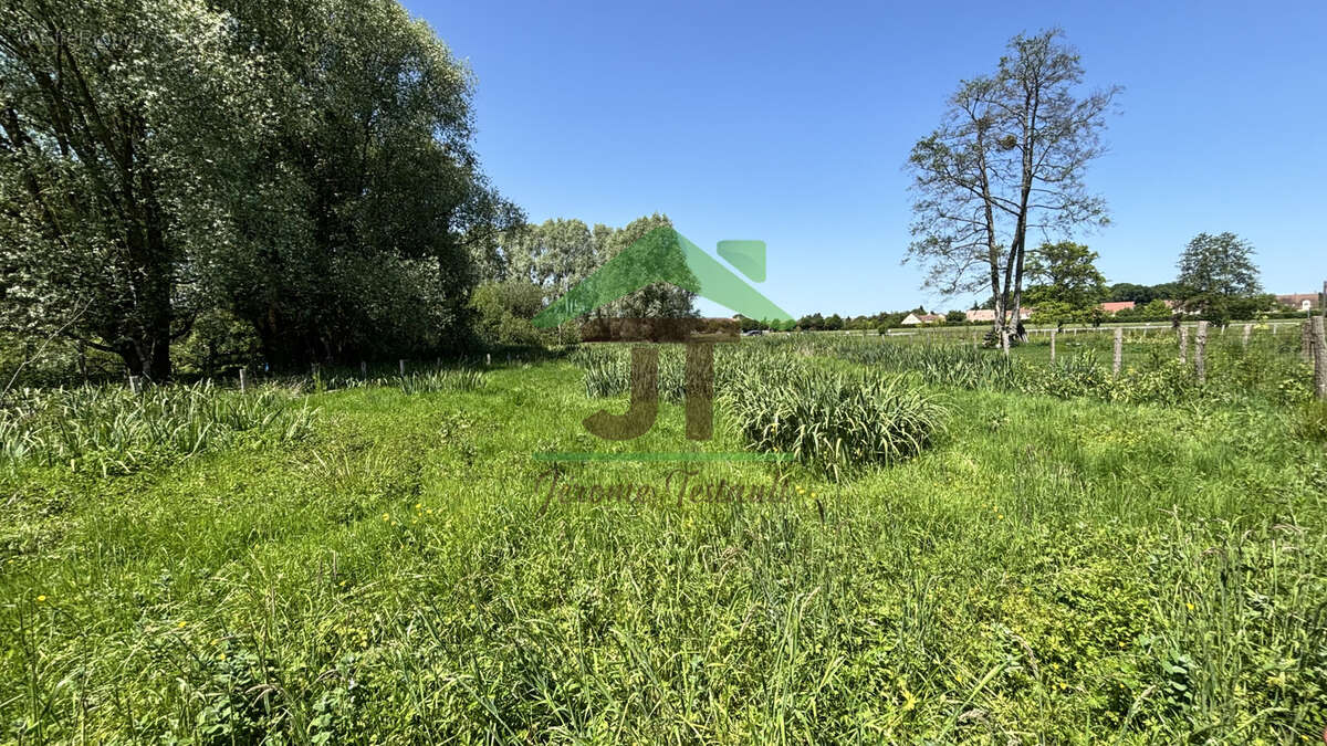 Terrain à CHATEAUDUN