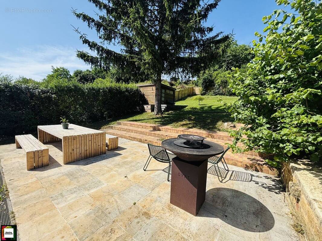 Maison à COSNES-ET-ROMAIN