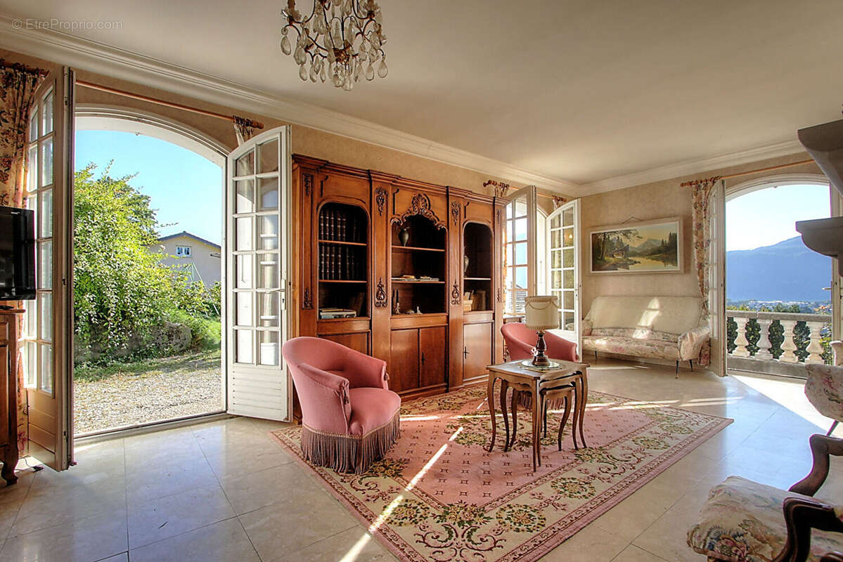 Maison à AIX-LES-BAINS