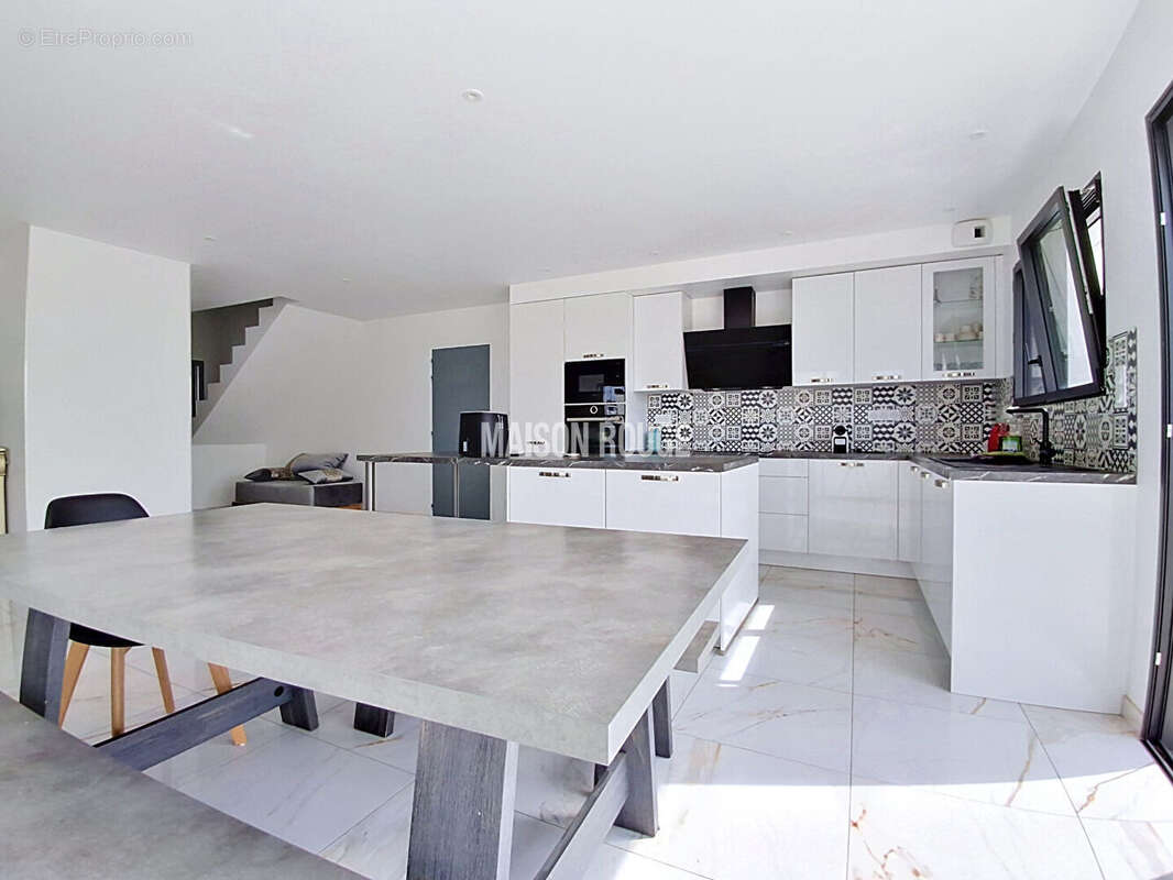 Maison moderne 2022 clé en main - Suite parentale + trois chambres - A deux pas de tout ! Ploufragan - photo 4