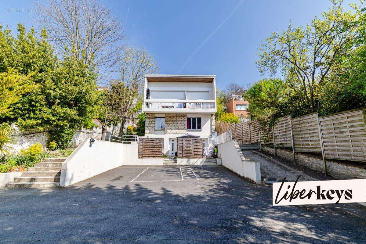 Appartement à CHAMPIGNY-SUR-MARNE