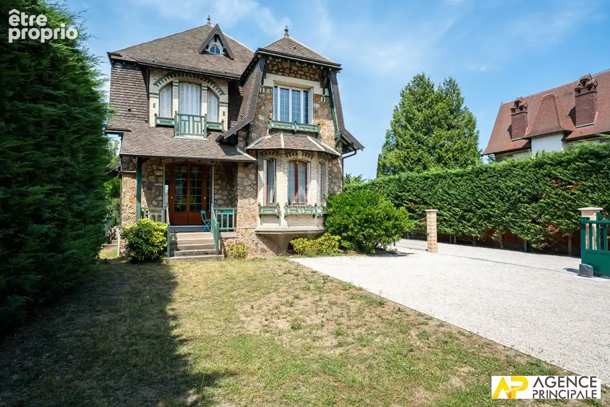 Photo Maison à Maisons-Laffitte au prix de 950 000€