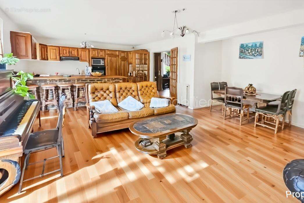 Maison à MONTFERMEIL