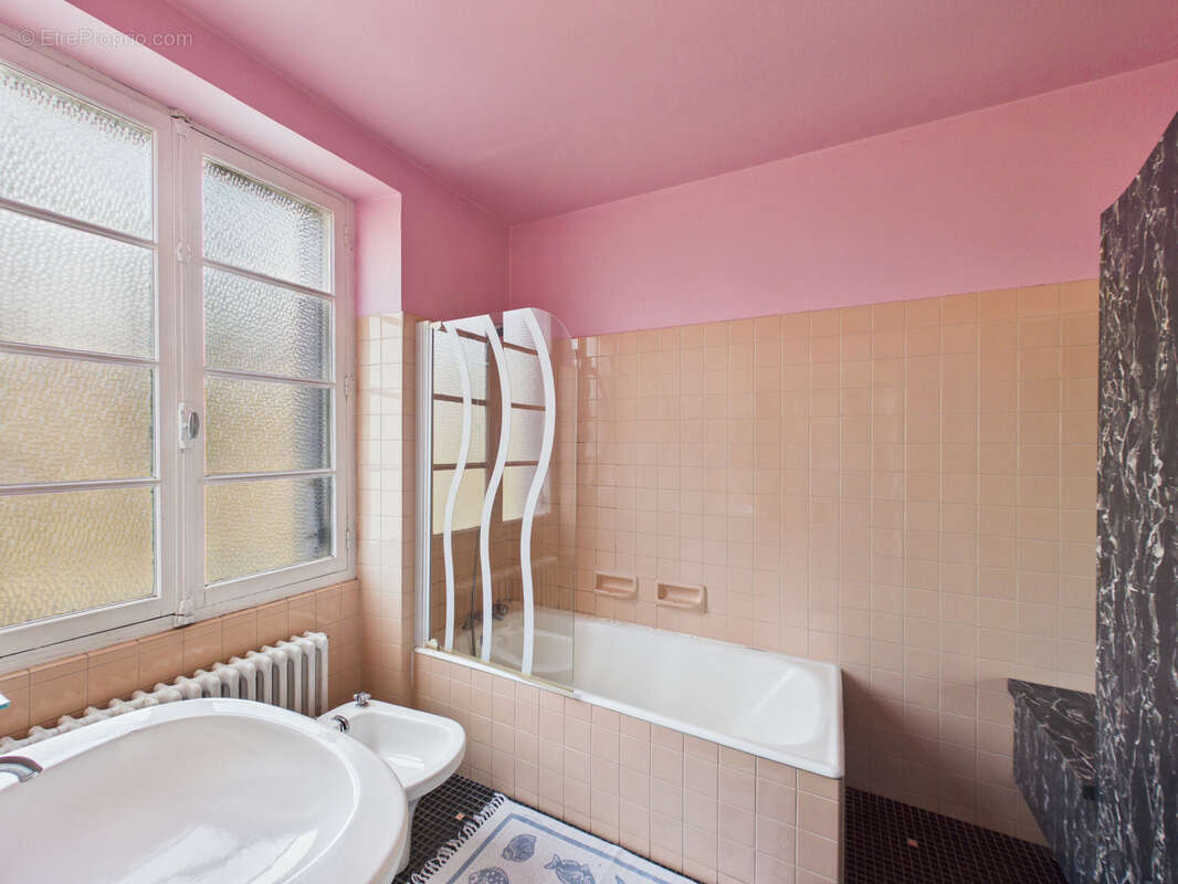 Maison à LA CHAISE-DIEU