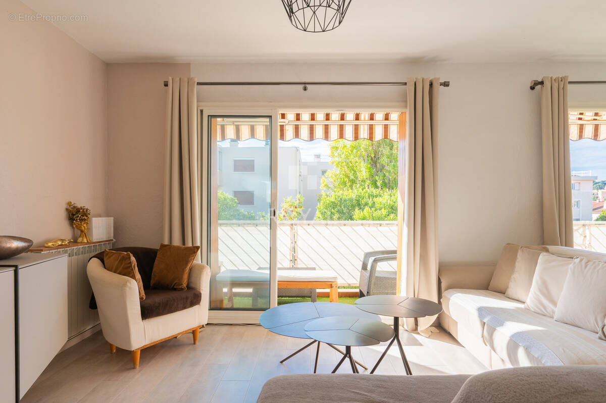 Appartement à LE PRADET