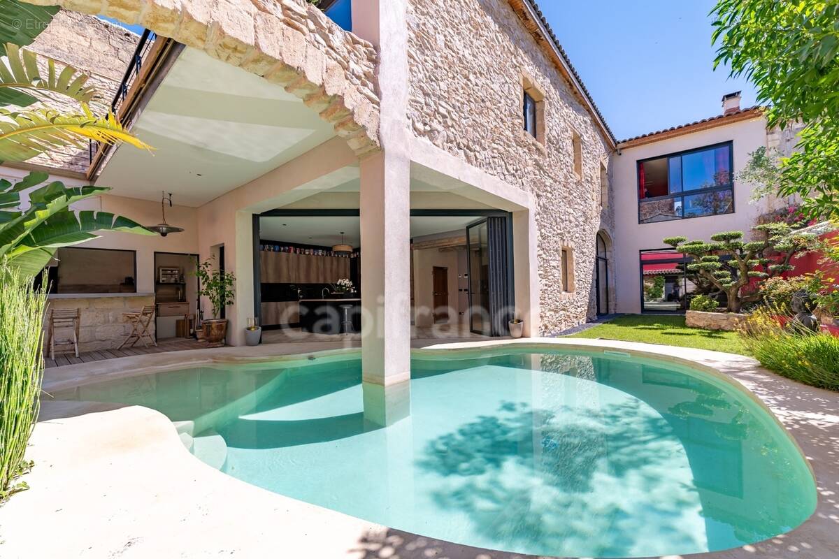 Maison à VERGEZE
