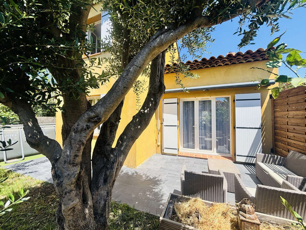 La Valette du var, au calme, Villa T4/5 en excellent état d'environ 100 m2, quartier résidentiel - photo 3