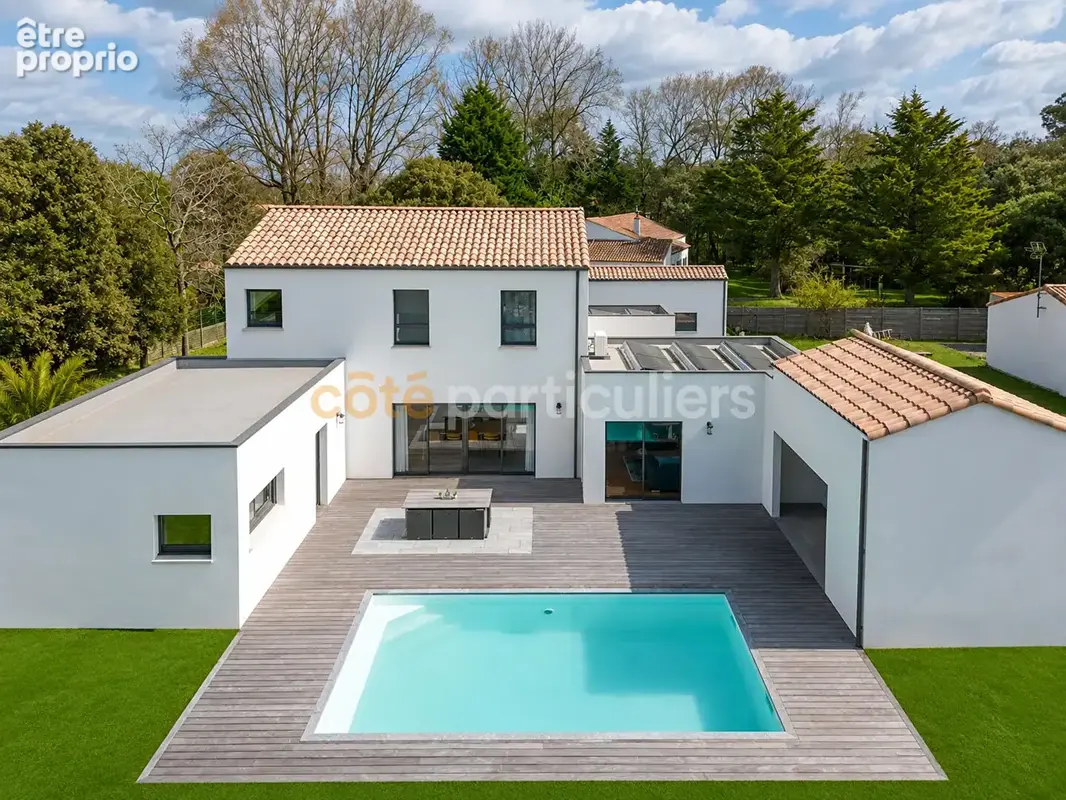 Saint-hilaire-de-riez -- maison contemporaine 180m2 -- 5 chambres -- villa familiale avec piscine -- jardin paysagé et garage -- - photo 17