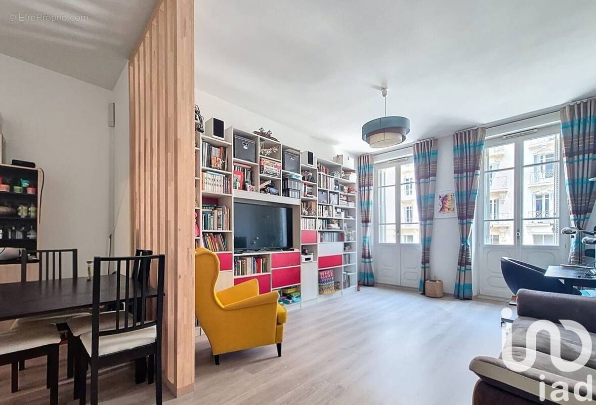 Photo 1 - Appartement à MARSEILLE-2E