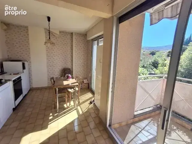 Appartement + terrasse + garage - photo 4