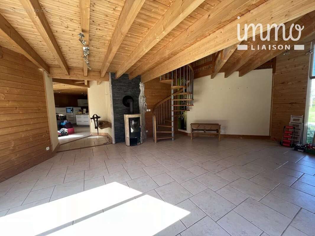 Maison à GRANDCHAMPS-DES-FONTAINES