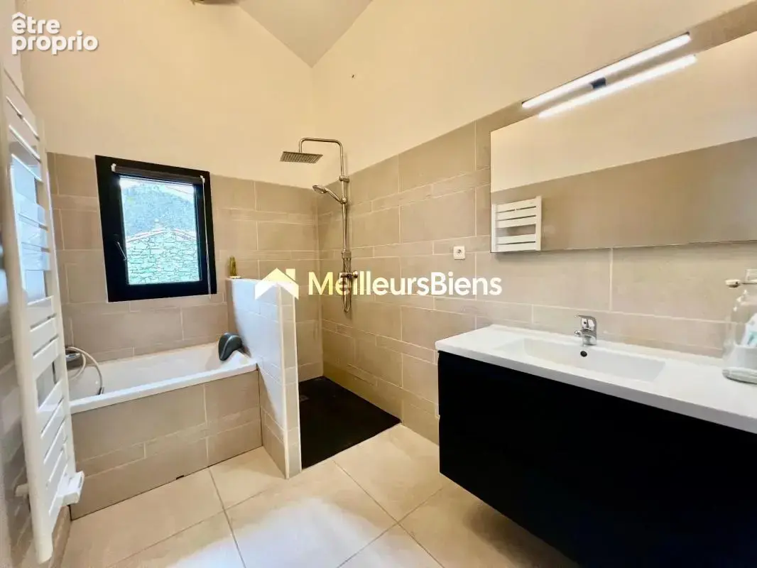 La palme – maison de village rénovée + chambre d’hôtes clé en main – 192 m² – garage – jardin – 542 000 € - photo 8