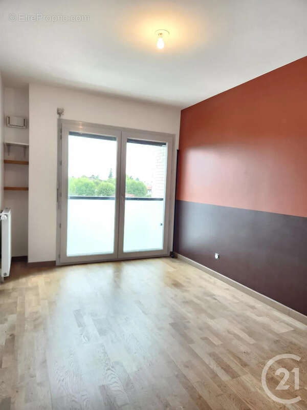 Appartement 92 m² à Rillieux-La-Pape  - photo 12
