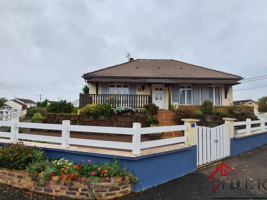 Maison à VILLIERS-EN-LIEU