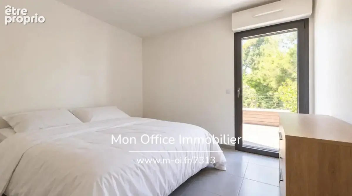 Référence : 7313-SBA. - Appartement T3 - Terrasse et double box - photo 6