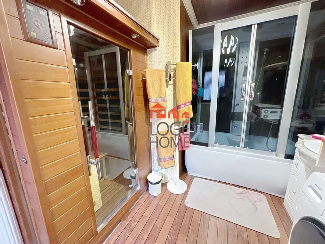 Appartement à CROIX