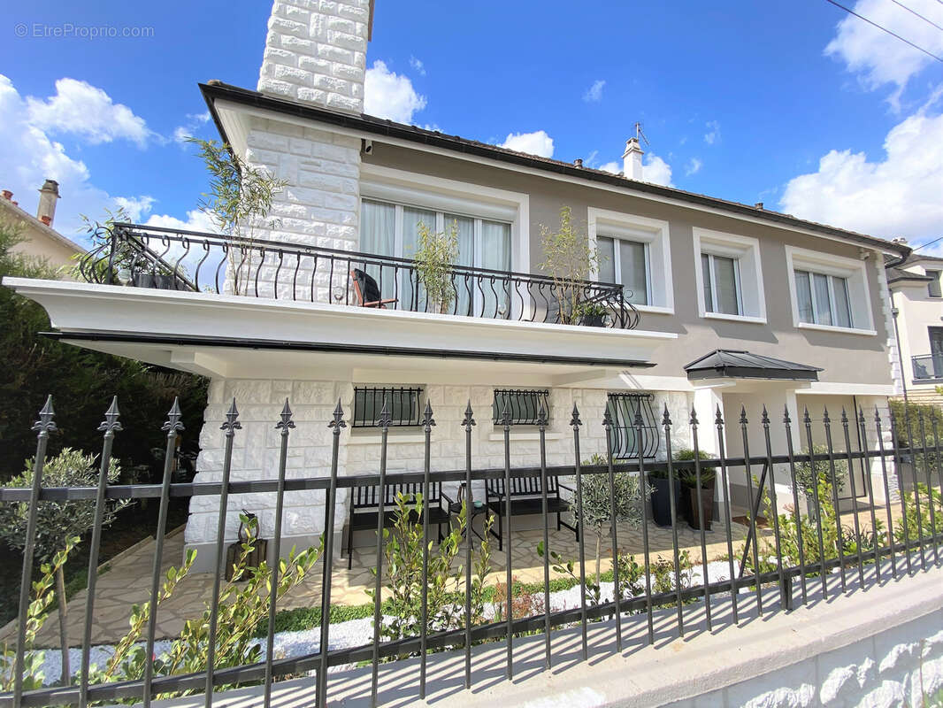 Maison à ORMESSON-SUR-MARNE