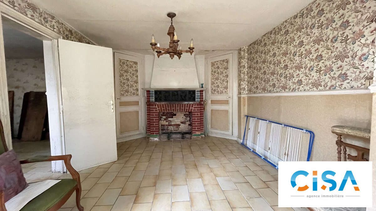 Maison à PONT-SAINTE-MAXENCE